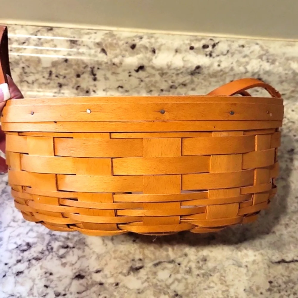 Longaberger Round Woven Basket With Leather Handkes